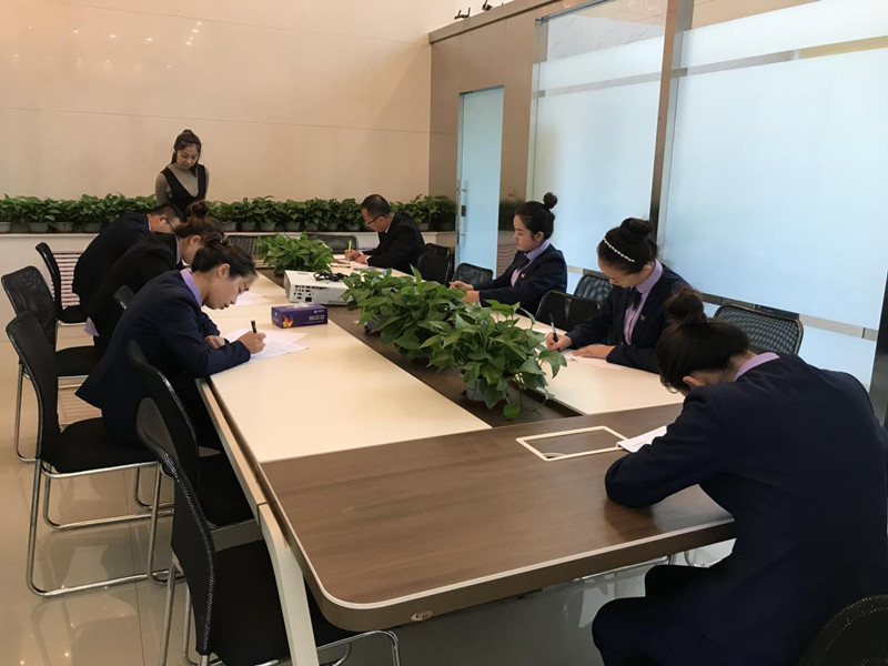 置業(yè)公司武威分公司開展置業(yè)顧問業(yè)務(wù)能力考評(píng)測試