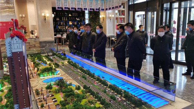 市、區(qū)領(lǐng)導(dǎo)蒞臨百酈灣視察項(xiàng)目小學(xué)建設(shè)情況