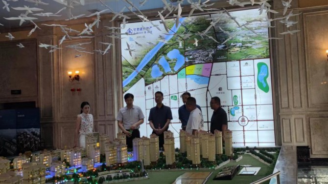 李建軍調(diào)研置業(yè)公司張掖濱河小鎮(zhèn)項(xiàng)目