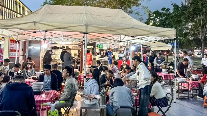 【營銷前線】成都公司2025年招商實現(xiàn)“開門紅” 簽約面積突破2400㎡