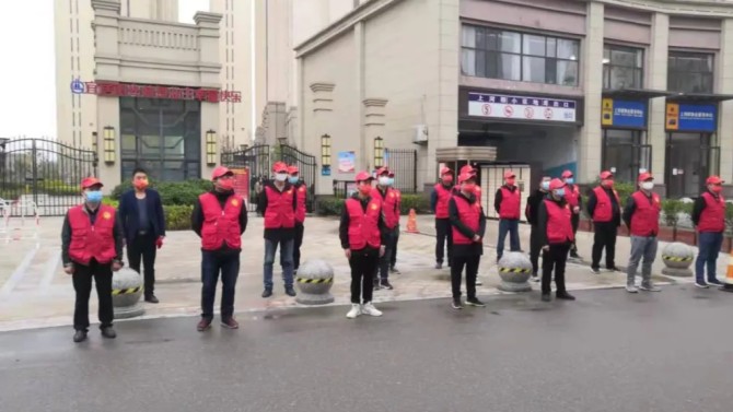 “志”在心中，“愿”在行動(dòng)--甘肅建投地產(chǎn)天水上河郡三期項(xiàng)目黨員志愿服務(wù)隊(duì)齊心抗疫 共克時(shí)艱